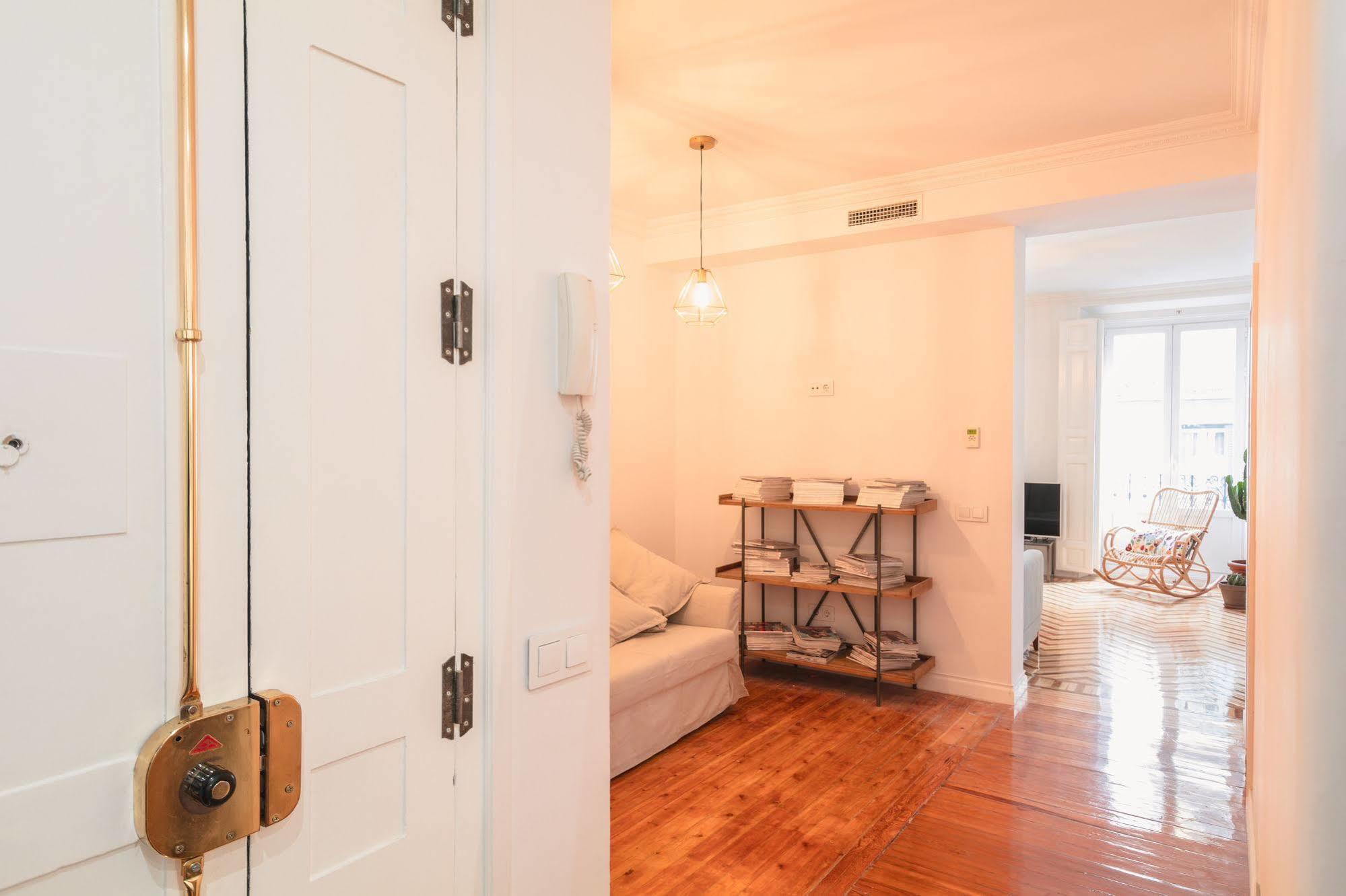 Fuencarral Apartment Madrid Exterior foto